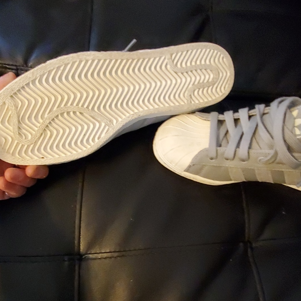 Like New Rare Superstar addidas - Picture 2 of 4